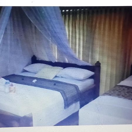Fullesguesthouse Quần đảo Gili Ngoại thất bức ảnh