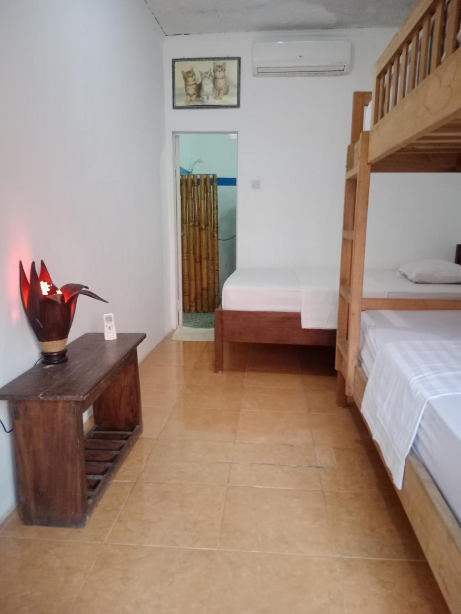 Fullesguesthouse Quần đảo Gili Ngoại thất bức ảnh