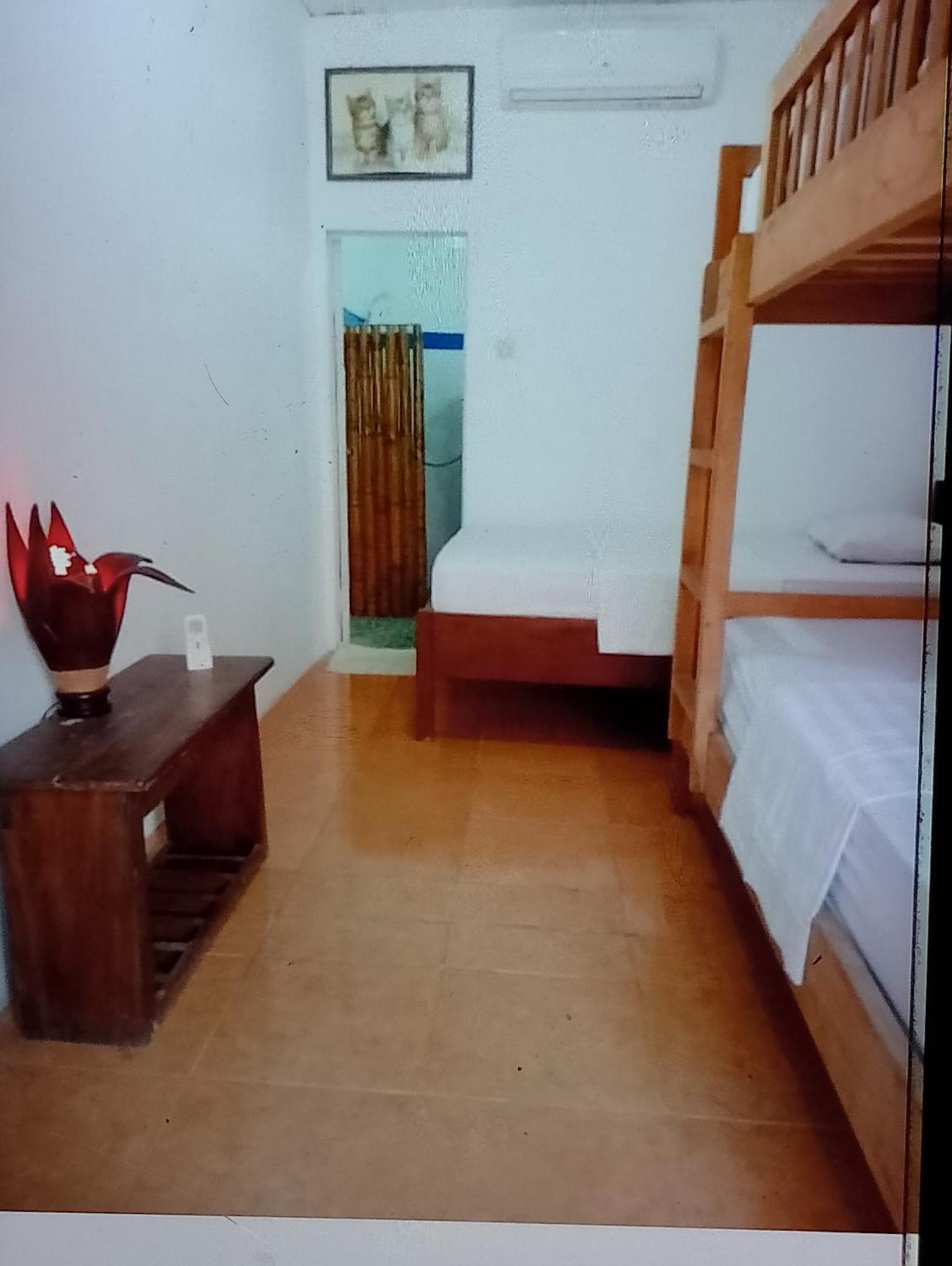 Fullesguesthouse Quần đảo Gili Ngoại thất bức ảnh