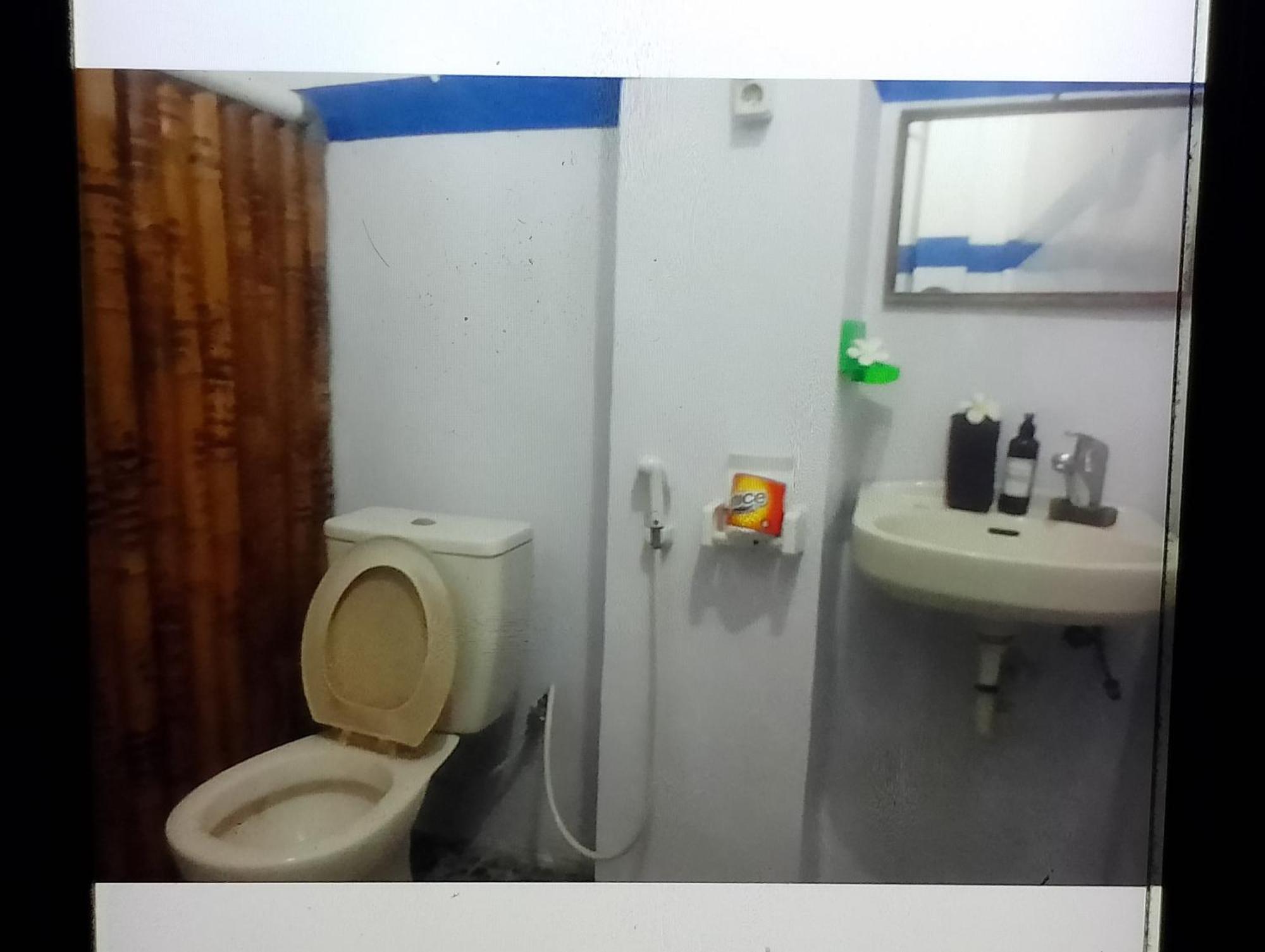 Fullesguesthouse Quần đảo Gili Ngoại thất bức ảnh